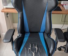 2 Gaming Chairs