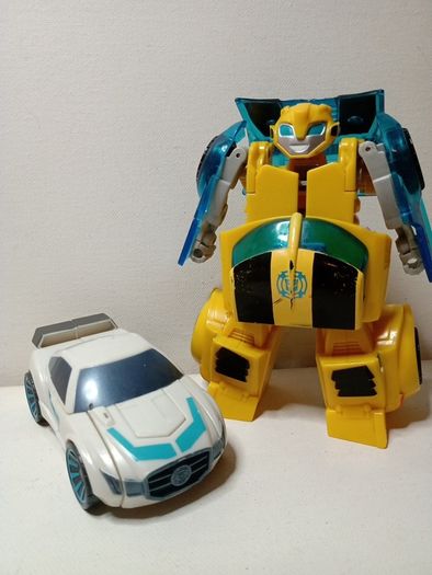 Transformers Rescue Bots Quickshadow And Energizer Bumblebee Rare