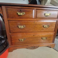 Victorian/Eastlake-style chest of drawe