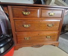 Victorian/Eastlake-style chest of drawe