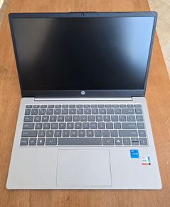 HP  i5 /13gen , Ram 16gb,  ssd 512Gb strong
