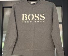 Boss sweatshirt Size S immaculate