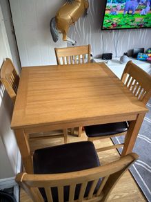 table and chairs