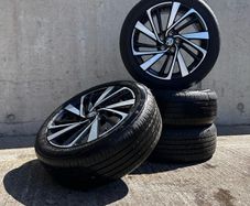 Genuine MG/Volkswagen/Audi 18" Alloy Wheels - 5x112