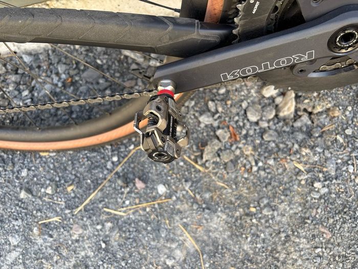 Light carbon custom gravel bike for sale size m di2