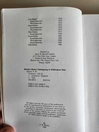 Contract.  Fifth Edition. By F.r. Davies. Concise College Text. 1986 Paperback In Good Condition. See Photos For Same.