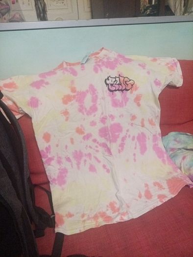 tie dye red hot gallery tshirt