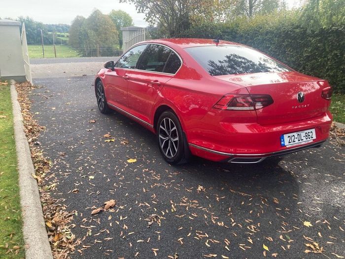 212 Pasatt Tdi 2.0 lt elegance 150 bhp