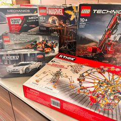 9 piece lot lego, knex etc