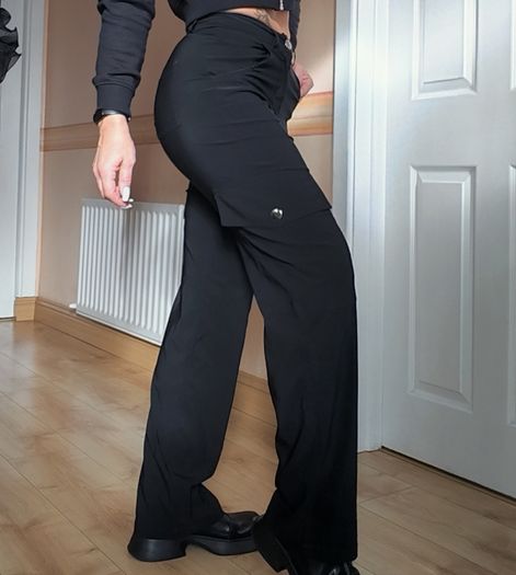 BNWT Wide leg pocket Cargo pants, size 8 PINK VANILLA