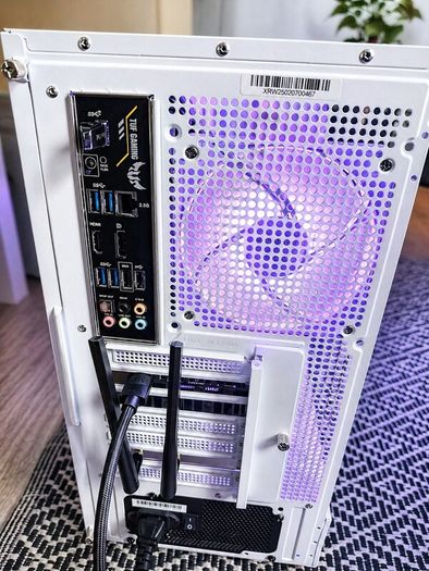 Gaming Pc | Rtx 5060 + Ryzen 5600xt 32gb Ram