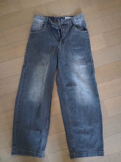 Baggy jeans by Bershka EU 36