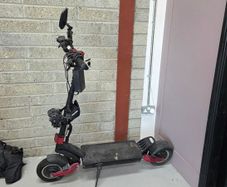 X-TRON X10 Pro 3200W Dual Motor Electric Scooter - For Repair / Project