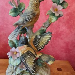 Vintage porcelain bird figurine.  Baltimore Orioles.