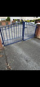 Cast iron gates