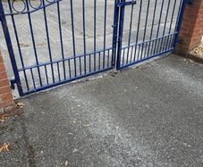 Cast iron gates