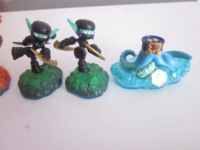 Four  Skylanders Swap Force   Figures