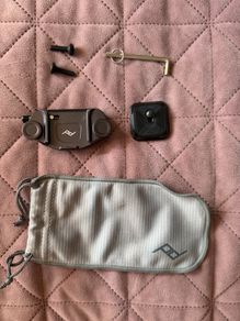 Peak Design Capture Camera Clip V3 + Standard Plate, Allen Key & Pouch