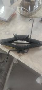 car jack