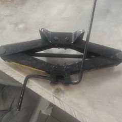 car jack