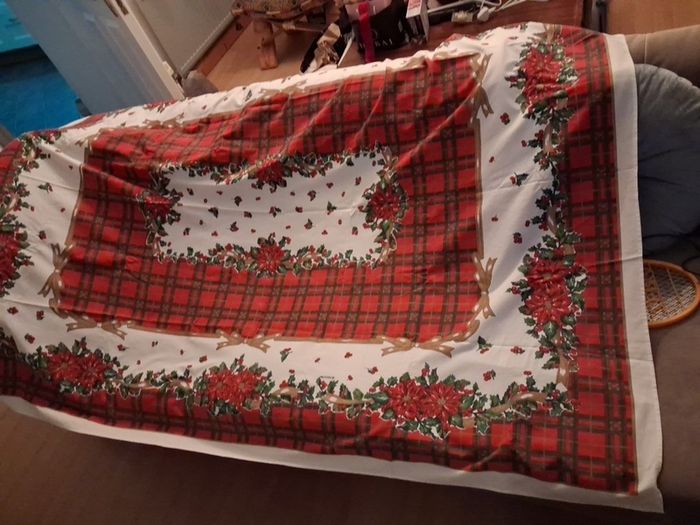 Christmas table cloth