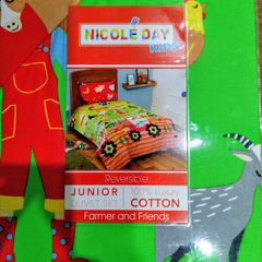 Brand new Kids Junior bedding duvet set & fitted sheets x 2 packets