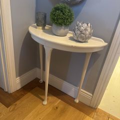 White hall table