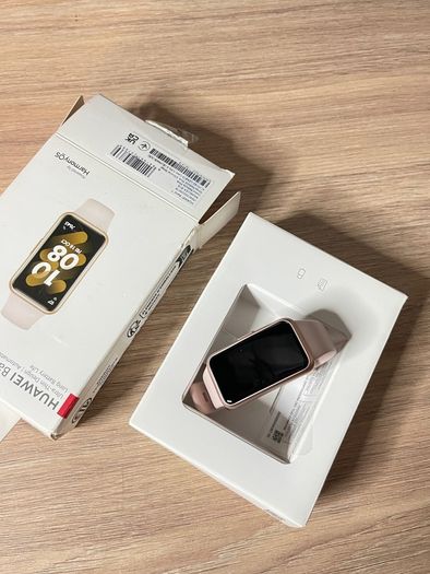 watch Huawei Band 7 Smart Fitness Tracker AMOLED SpO2 Heart Rate Monitor New