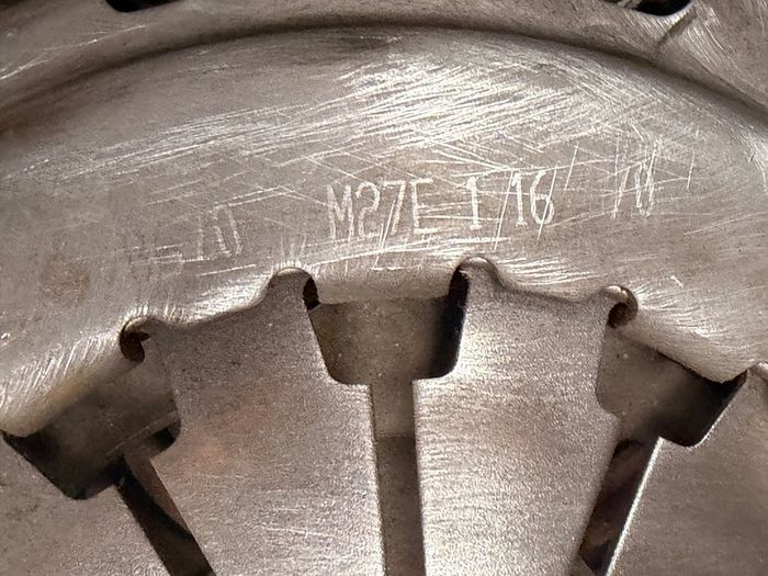 Fiat 500 Panda Alfa Mito Twin Air dual mass Flywheel and Clutch 55225429