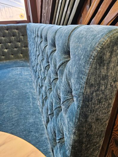 Chesterfield Style Dining Bench with Storage