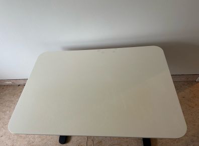 Office/gaming desk