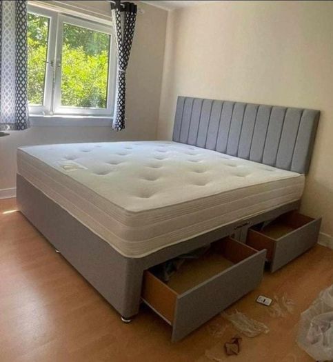 New Stylish single ,Double 4ft, 4ft6, King 5ft And 6ft Superking Sizes Divan Beds Instock. Drawers And Optional Tufted Mattresses Available. Free Delivery