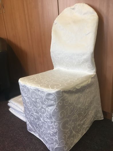 Damask White Chair Covers x 67