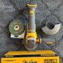 DeWalt tool set Image 8