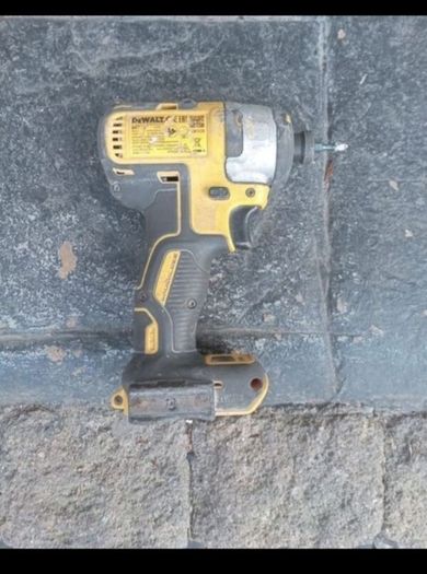 Dewalt 18 volt xr Brushless drill