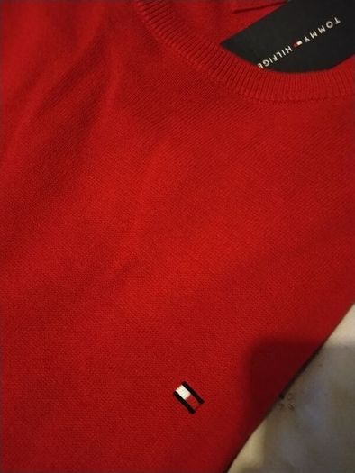bundle of 2 Tommy Hilfiger mens wear