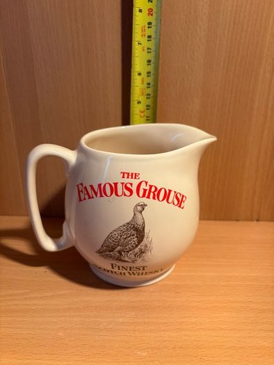 Pub jug Famous Grouse