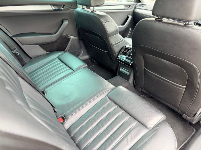 2016 Skoda Superb 2.0 TDI STYLE Automatic