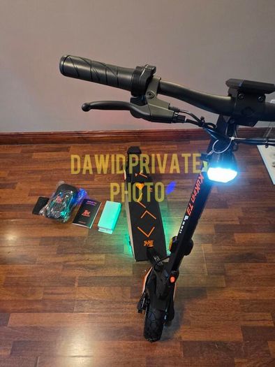 Electric Scooter, Brand New, Free Kukirin Bag , Delivery Available,6months Warranty