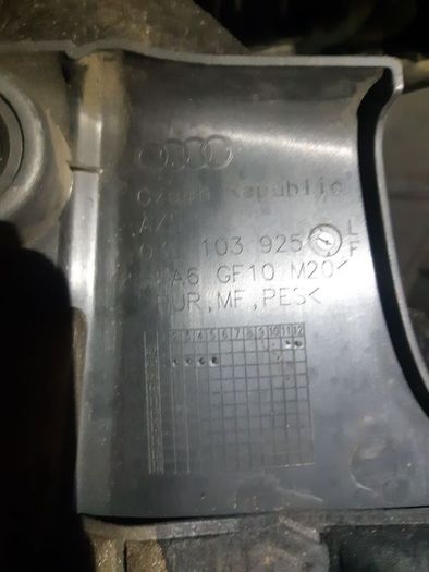 08-12 Audi  2.0 Tdi Diesel Engine Cover 03l103925
