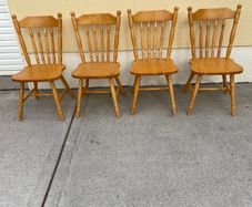 Round pine table & chairs