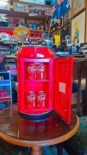 Vintage Retro coca cola can mini fridge