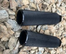 Pegs