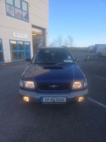 Subaru Forester SF5 sti