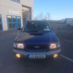 Subaru Forester SF5 sti