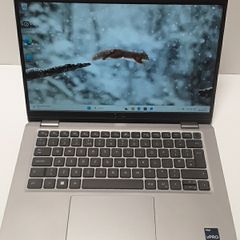 Dell Latitude 5330 | Intel Core i5-1245U | 16GB RAM | 256GB SSD with a WD19 Dock