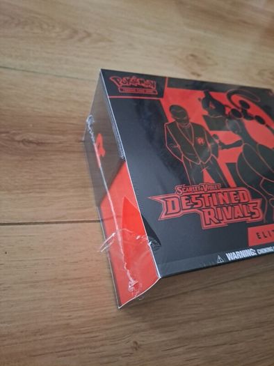 Pokemon tcg Destined Rivals ETB