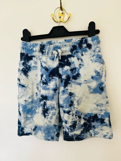 Blue shorts & sweatshirt combo Age 6-7