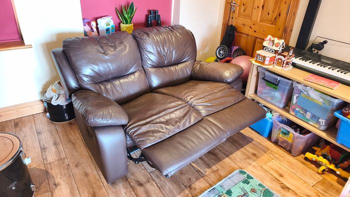 Two Seater Reclining Brown Leather Couch Recliner Sofa