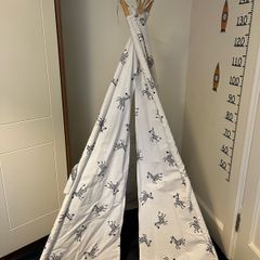 Zebra animal teepee tent